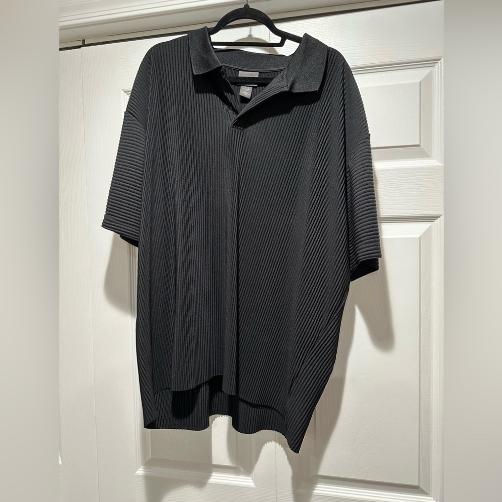 Men’s Relaxed Fit Polo